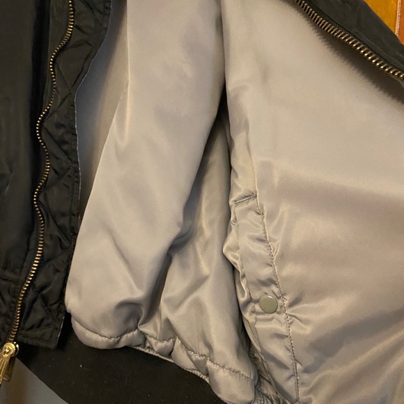 Jacket - Picture 5 of 5